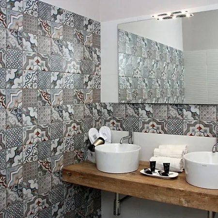 Bed and Breakfast Relais Marlene Avezzano Esterno foto