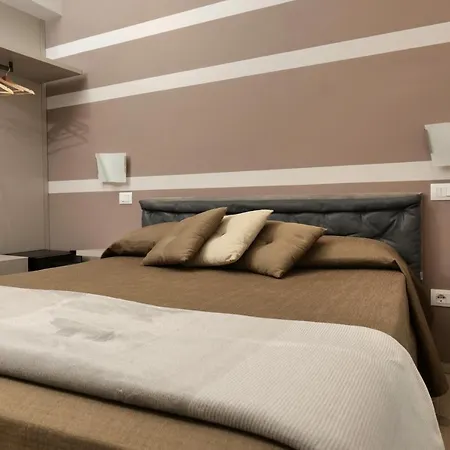 Bed and Breakfast Relais Marlene Avezzano Esterno foto