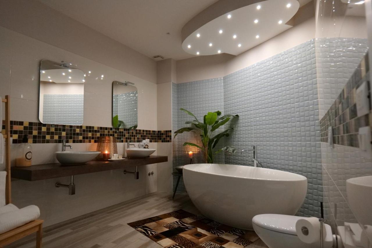 Relais Marlene Couette-café 2*